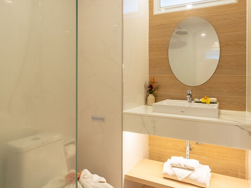 Deluxe Seaview Room